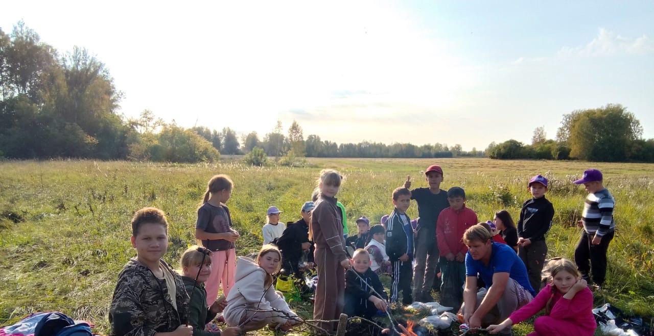 Школьный поход &amp;quot;В гости к осени&amp;quot;.